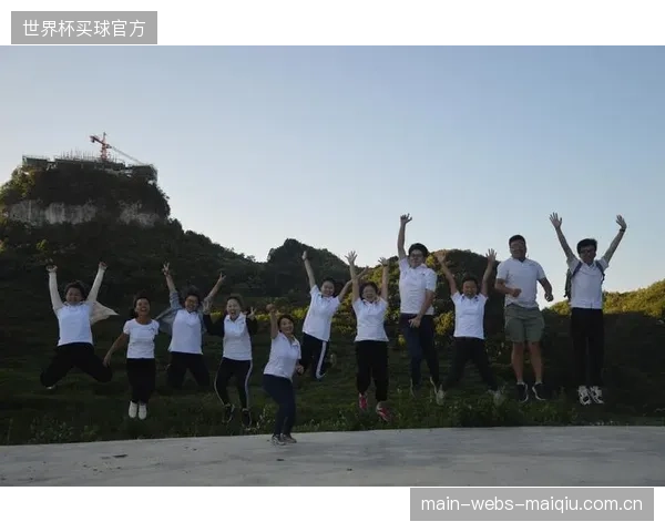 羽翼队依靠流畅的团队配合和传球，在西部赛区保持着强有力的竞争姿态。